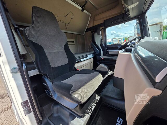 Volumen trækker MAN TGX 18.470 4x2 LLS-U / Retarder