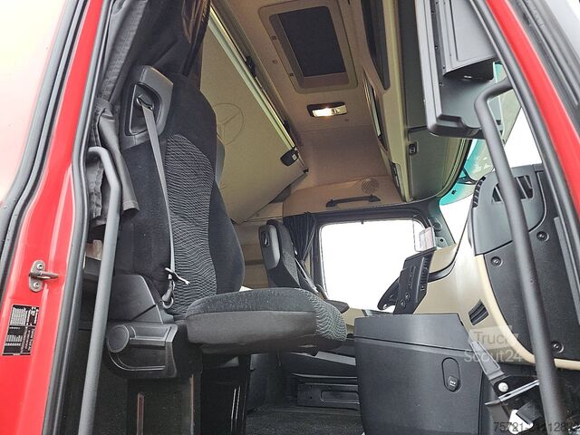 Standaard trekker MERCEDES-BENZ ACTROS 1848 LS