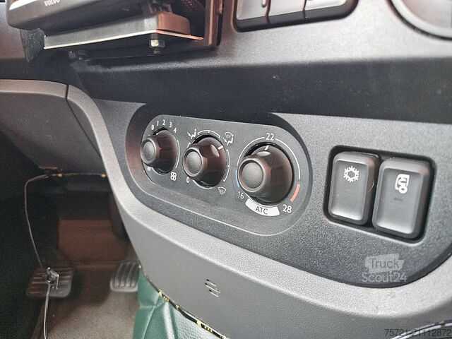 Standard-SZM DAF XF 510 6X2 FTG SPACECAB