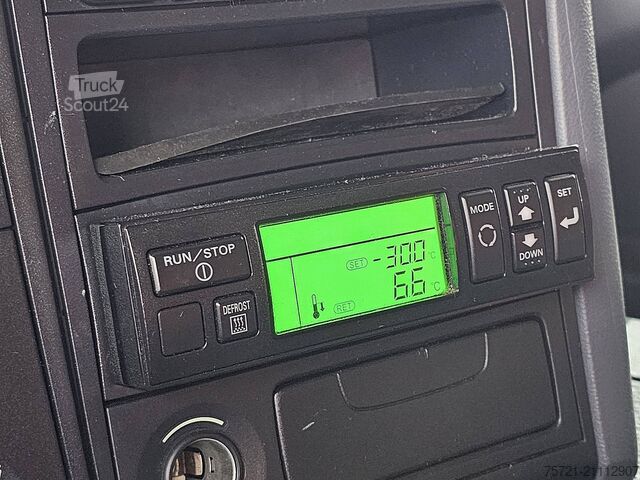 Kyld/fryst transport SCANIA P280 6X2*4 TAILLIFT