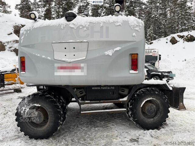 Колесный экскаватор Hitachi ZX170W-5B Wheeled machine with 2 chains, grading b