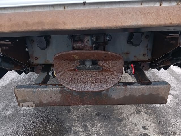 Curtain sider van MERCEDES-BENZ Atego2 822  4x2L Klima, Luftgef.,AHK,Spoiler,LBW