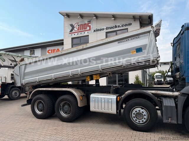 Tovornjak prekucnik MERCEDES-BENZ Arocs 8X4 3246 Meiller Dreiseitenkipper Retarder