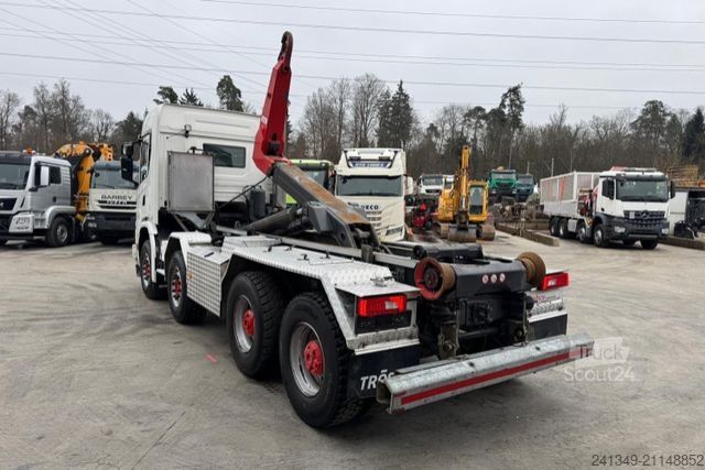 Kanca kasalı yük kamyonu (roll-off) SCANIA G450 8x4 Trösch 26T