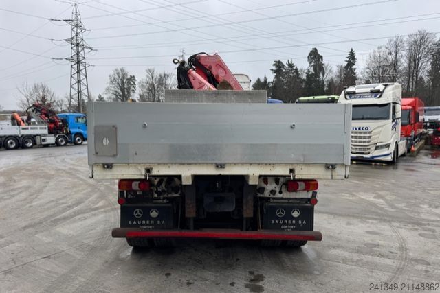 Grue montée sur camion MERCEDES-BENZ Arocs 3248 8x4 Fassi 235-4 SWS & Thermokipper