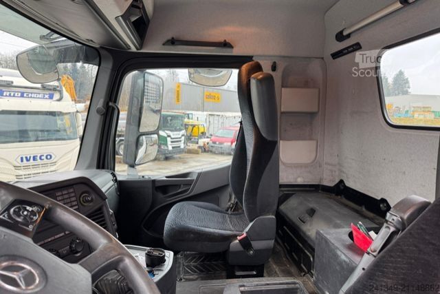 Grue montée sur camion MERCEDES-BENZ Arocs 3248 8x4 Fassi 235-4 SWS & Thermokipper