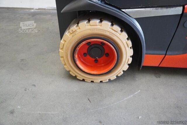 رافعة شوكية Linde E 18 L EVO 386-02