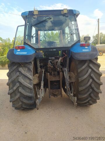 Traktor New Holland TS 110