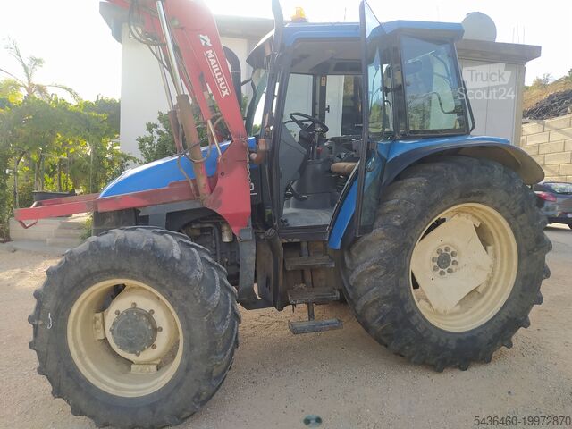 Traktor New Holland TS 110