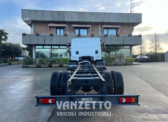 Podvozkový nákladní automobil Iveco 180E28 EUROCARGO A TELAIO
