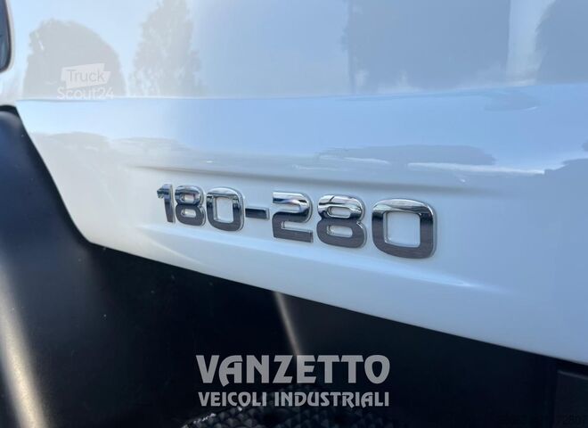 Podvozkový nákladní automobil Iveco 180E28 EUROCARGO A TELAIO