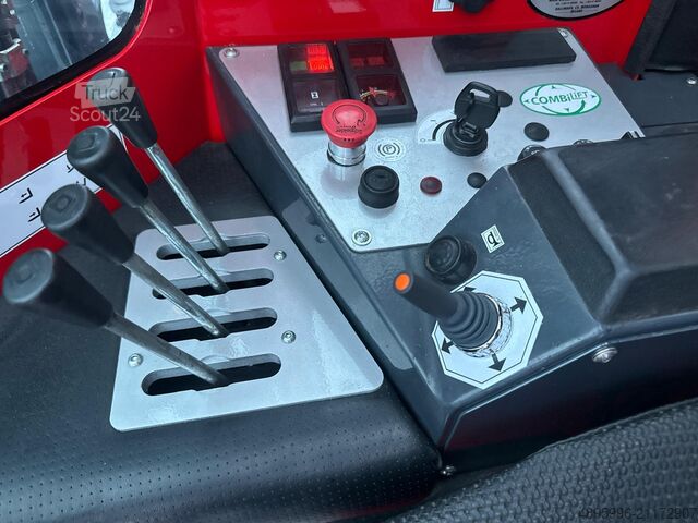 Carretilla retráctil de 4 vías Combilift C4000 /2015 /Diesel/Triplex 7500 mm