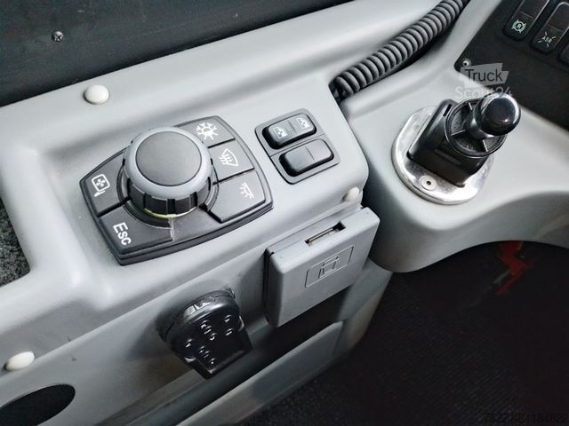 Double decker VAN HOOL TXD27 Astromega | 91+1+1 Sitze