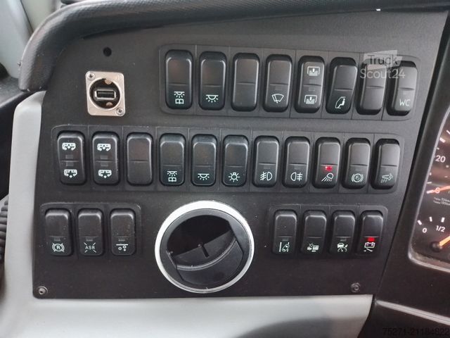 Double decker VAN HOOL TXD27 Astromega | 91+1+1 Sitze