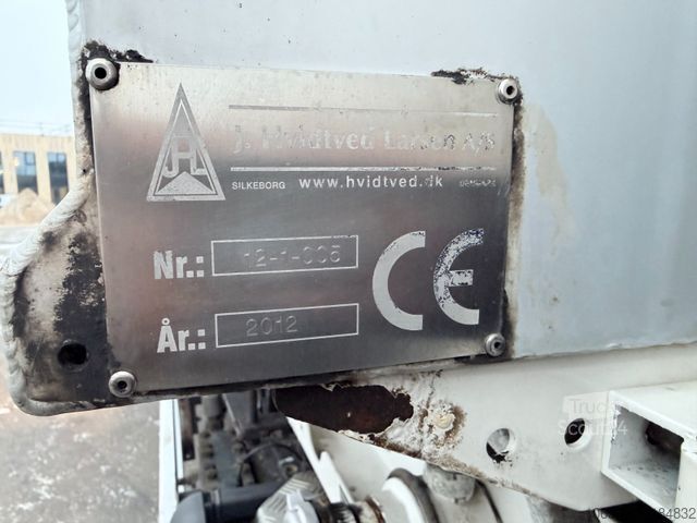 Vakuuminė cisterna sunkvežimis SCANIA P360 6x4 JHL Hvidtved Larsen FlexLine 312