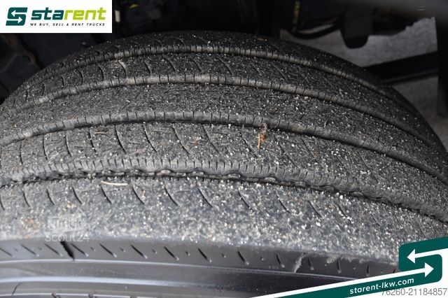 Autocarro con pianale e telone DAF XF 480 6x2 Planenaufbau LBW 1500Kg Standklima