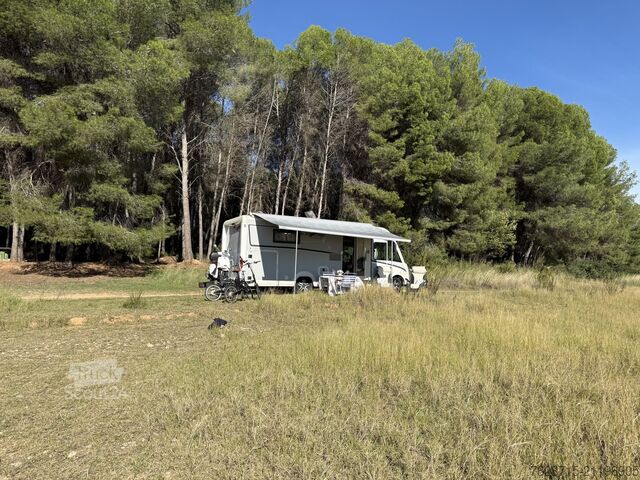 Semi-integrated camper CARTAGHO TOURER