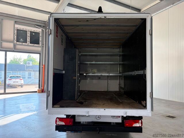 Furgon skrzyniowy MERCEDES-BENZ Sprinter II Pritsche/KOFFER/DoKa 519CDI*135TKM*