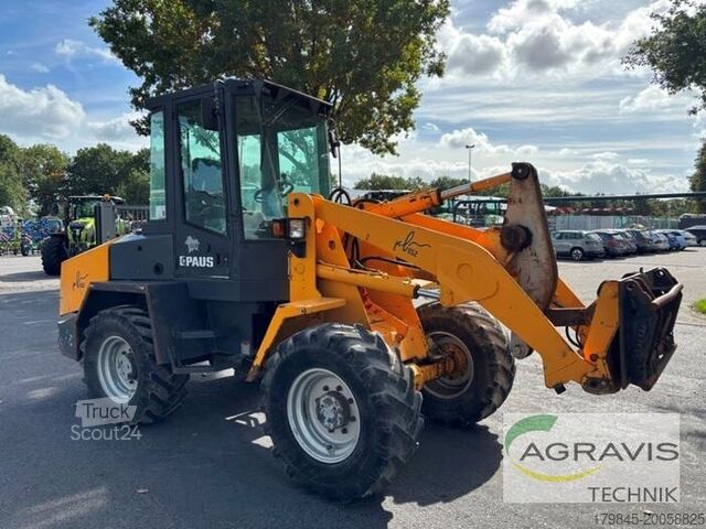 Gårdslastare Paus RL 852