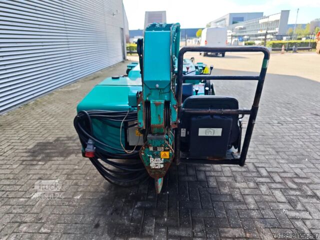 Minikraan Maeda MC 305 CRME 2CE