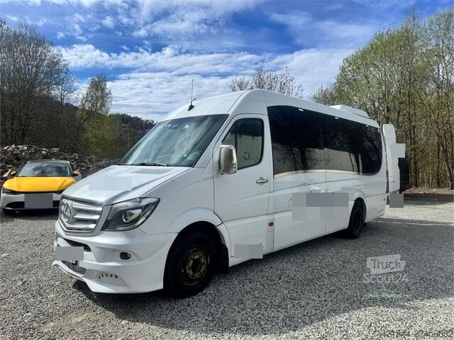 Minibuss Mercedes-Benz Sprinter 519 CDI Minibus – 17 Seats