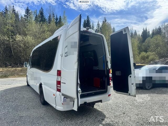 Minibuss Mercedes-Benz Sprinter 519 CDI Minibus – 17 Seats