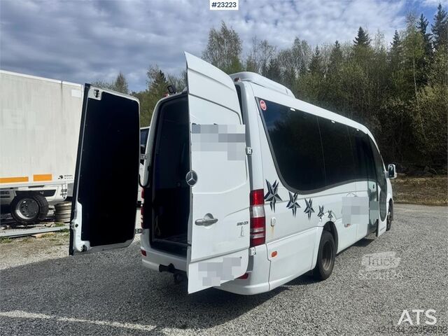 Minibuss Mercedes-Benz Sprinter 519 CDI Minibus – 17 Seats
