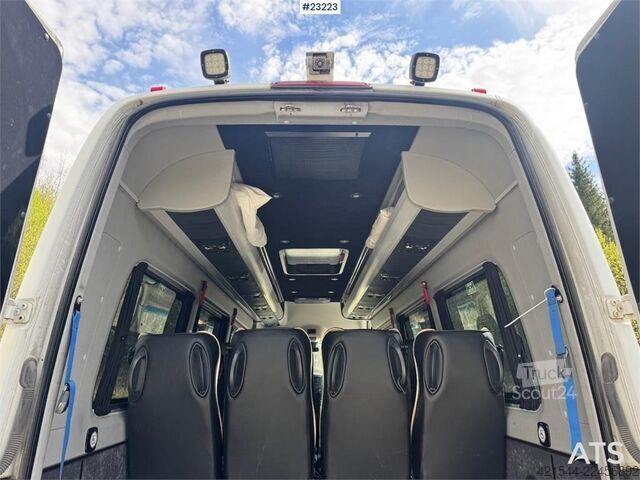 Minibüs Mercedes-Benz Sprinter 519 CDI Minibus – 17 Seats