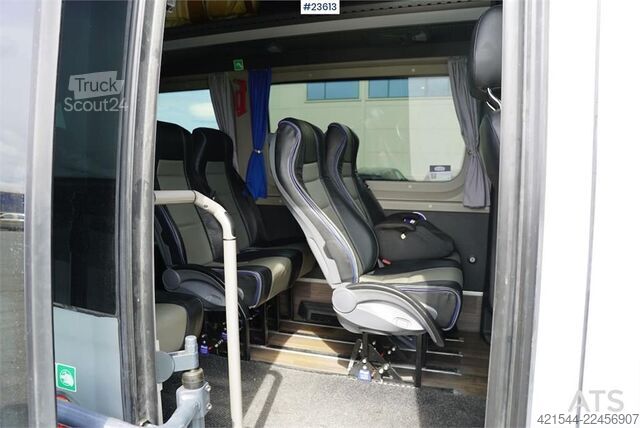 Minibussi Mercedes-Benz Sprinter 519 Altas 17-Seater Accessible Minibus