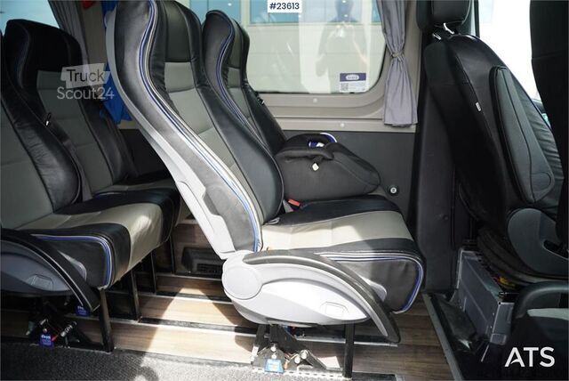 Minibussi Mercedes-Benz Sprinter 519 Altas 17-Seater Accessible Minibus