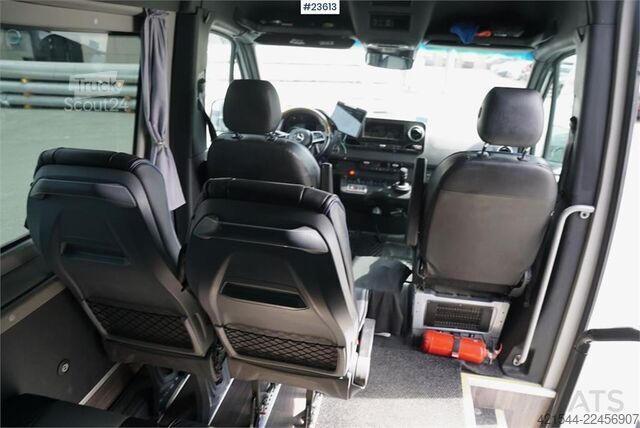 Minibussi Mercedes-Benz Sprinter 519 Altas 17-Seater Accessible Minibus