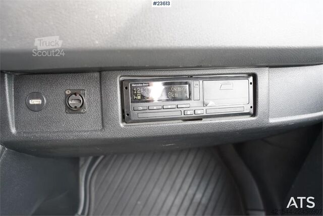 Minibussi Mercedes-Benz Sprinter 519 Altas 17-Seater Accessible Minibus