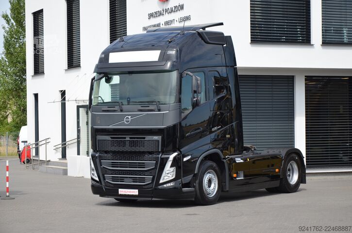 Standarta vilcējs Volvo FH 500 XL / 2022r / NEW I-SAVE / K AMERA / LED / KLIMA P. / DE / 9426
