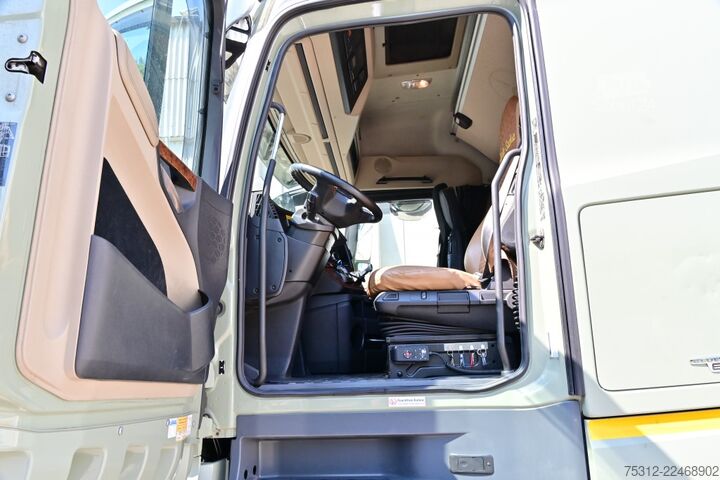 Camião de caixa fechada Mercedes-Benz Actros 1843  E6 LBW Retarder Scheckheft 2,75m AHK