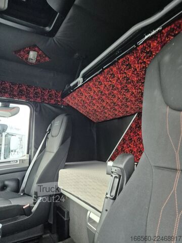 Стандартный трактор DAF XF 480 FT SPACE CAB