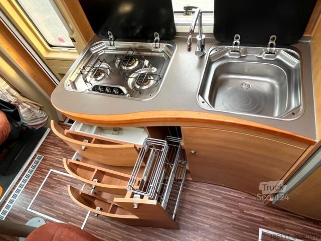 Polintegriran avtodom EURAMOBIL Contura EB 700 - Einzelbetten -  -