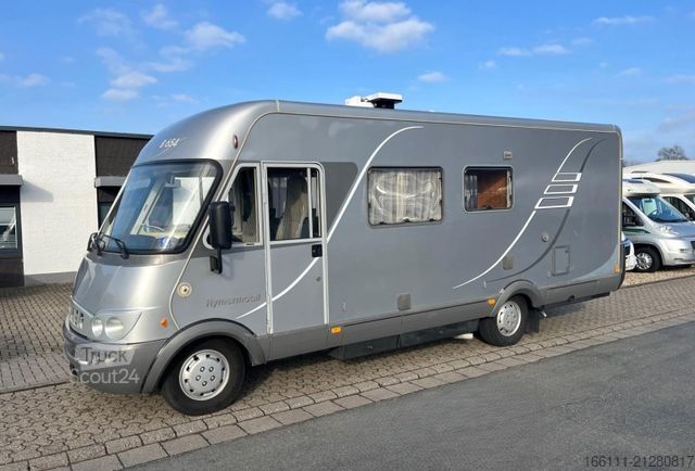 Kamper zintegrowany HYMER/ERIBA B 654 - Hub/Festbet- Klima -  - Solar