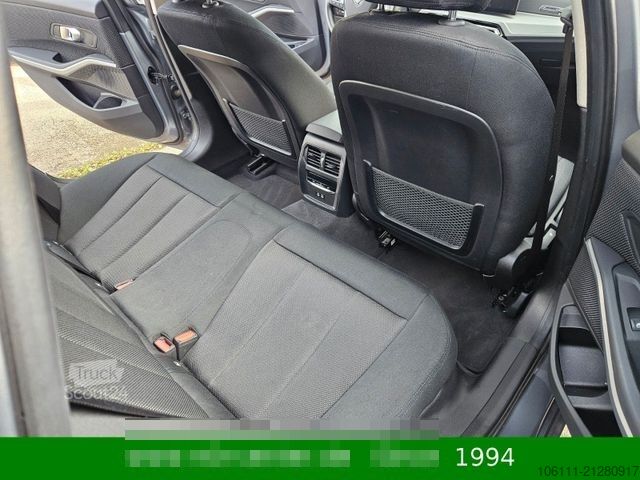 Kleinbus BMW 320 d xDrive Navigation PDC