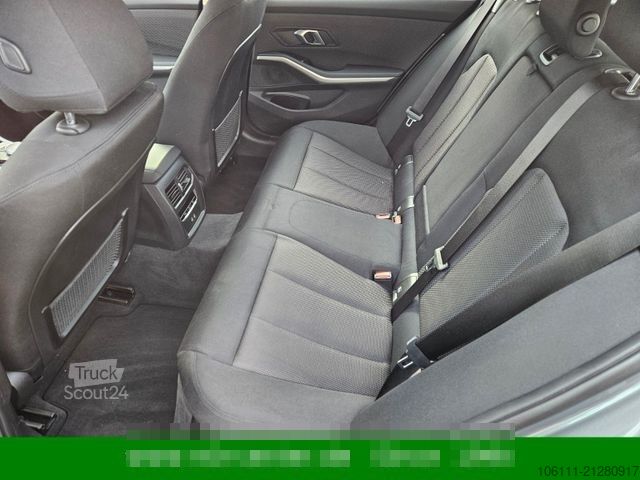 Kleinbus BMW 320 d xDrive Navigation PDC