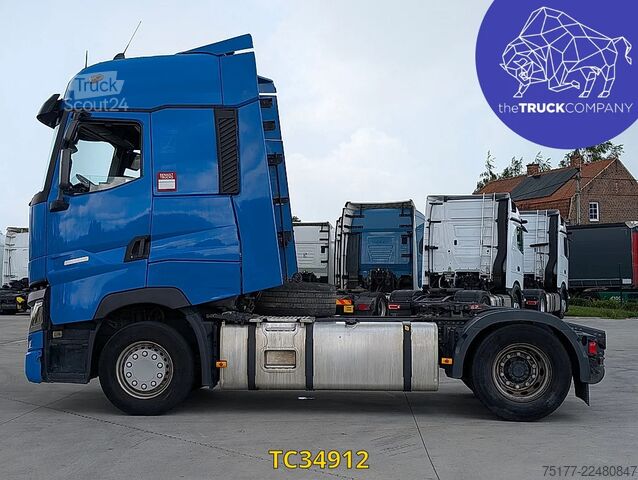 Standard-SZM Renault T 520