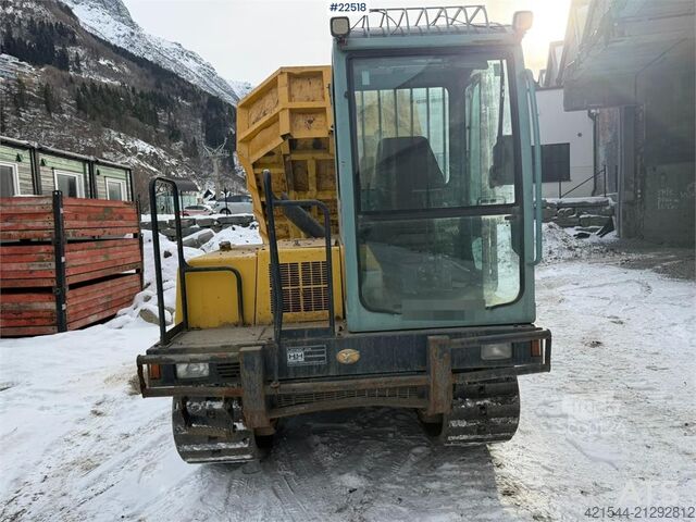 Dumper Yanmar C50R-3C tracked dumper with low hours and an extra