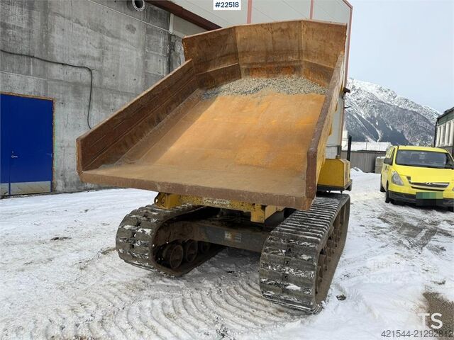 Dumper Yanmar C50R-3C tracked dumper with low hours and an extra