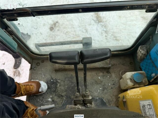 Camión volquete Yanmar C50R-3C tracked dumper with low hours and an extra
