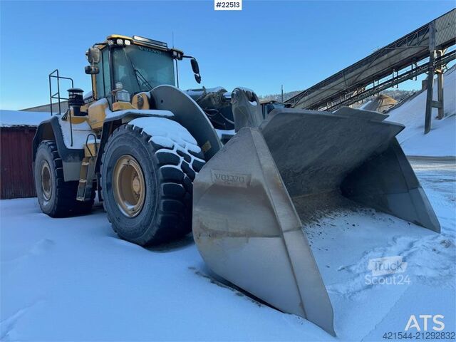 Cargador Volvo L250H Wheel Loader with bucket – gearbox needs rep