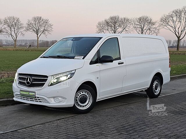 Camioneta familiar de techo alto MERCEDES-BENZ VITO 114 L2 Automaat LED Navi