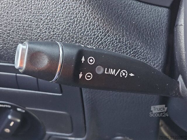 Camioneta familiar de techo alto MERCEDES-BENZ VITO 114 L2 Automaat LED Navi