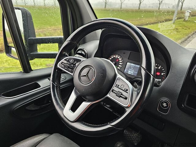 Bakwagen MERCEDES-BENZ SPRINTER 319 3.0LTR V6 Automaat!