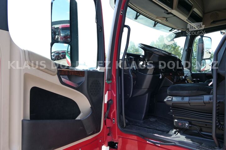 Kastes kravas automašīna MERCEDES-BENZ Actros 1842 Koffer Komplettzug