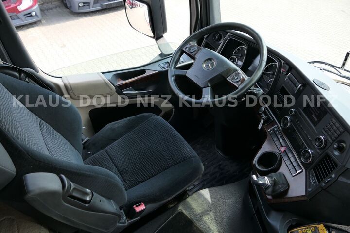 Kastes kravas automašīna MERCEDES-BENZ Actros 1842 Koffer Komplettzug