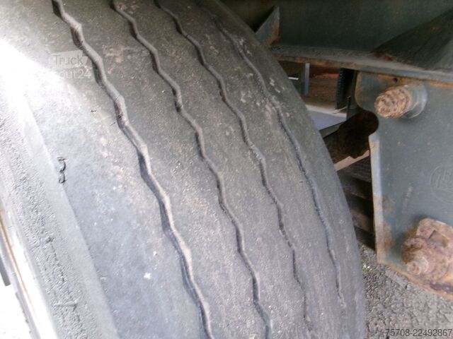Remolque para bebidas KRONE 2 Achs Schwenkwand*7,3 m*Staplerhalter*BPW*Luft